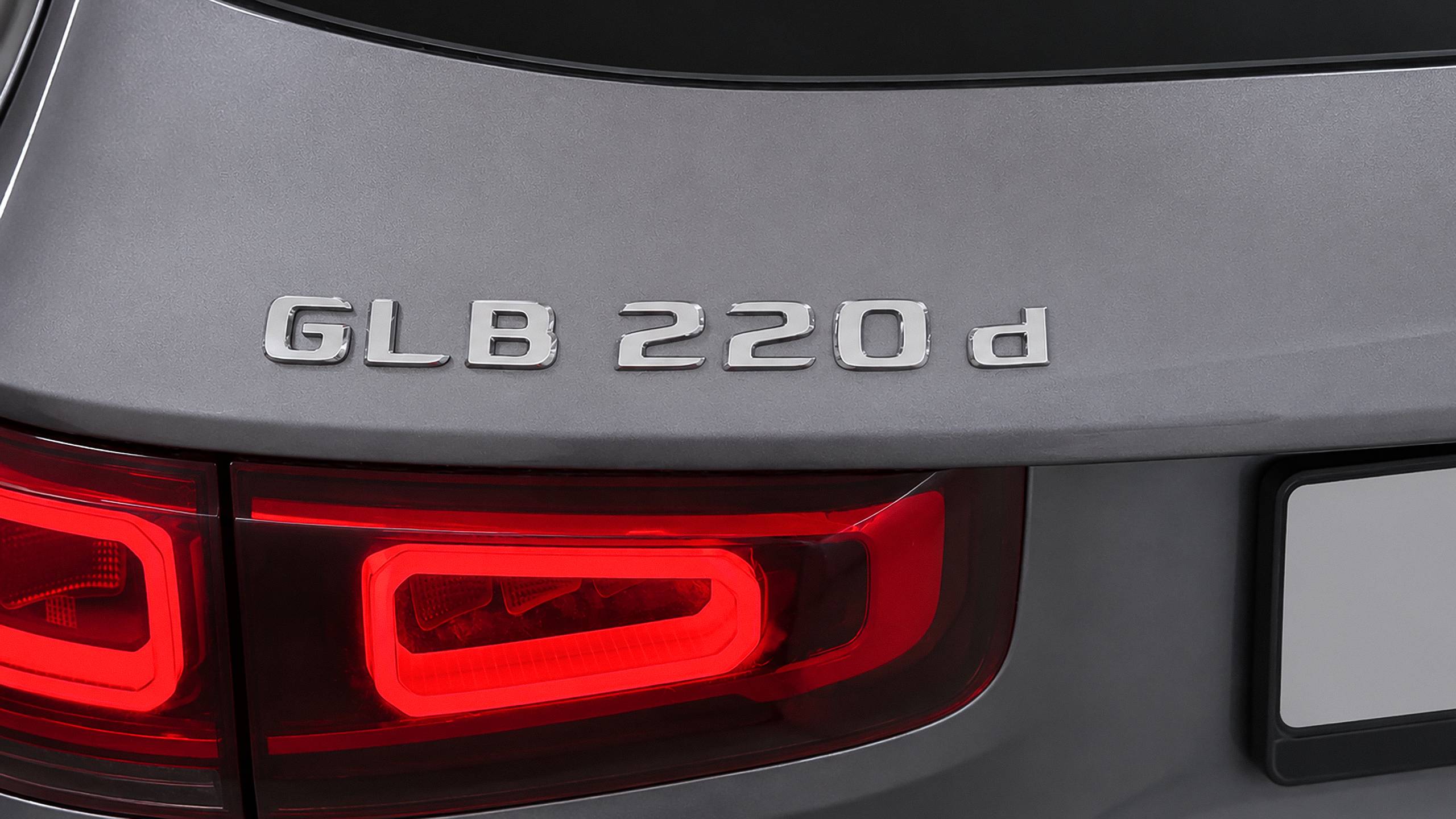 Mercedes GLB 220d 4MATIC X247 шильдик модели