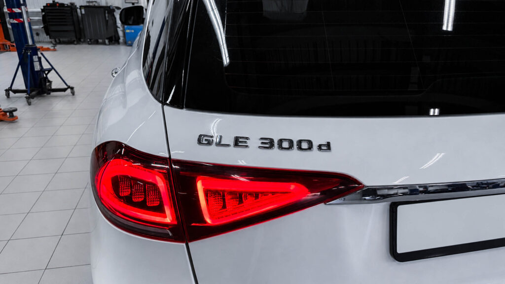 Mercedes GLE 300d 4MATIC W167 шильдик модели