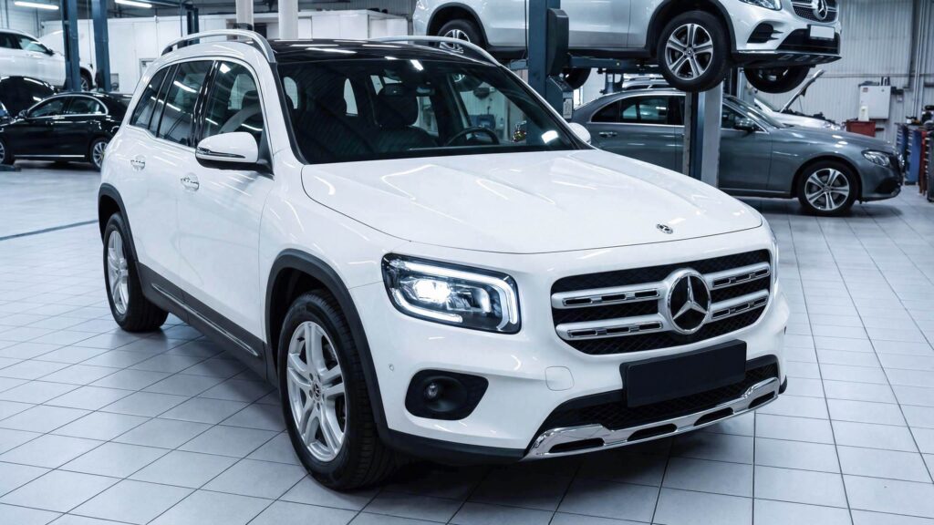 Mercedes GLB 180 X247 в специализированном техцентре перед комплексным обслуживанием, пробег 74 195 км.