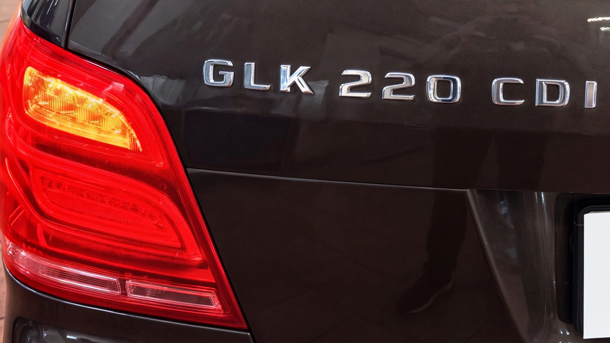 Mercedes GLK 220d 4MATIC шильдик модели