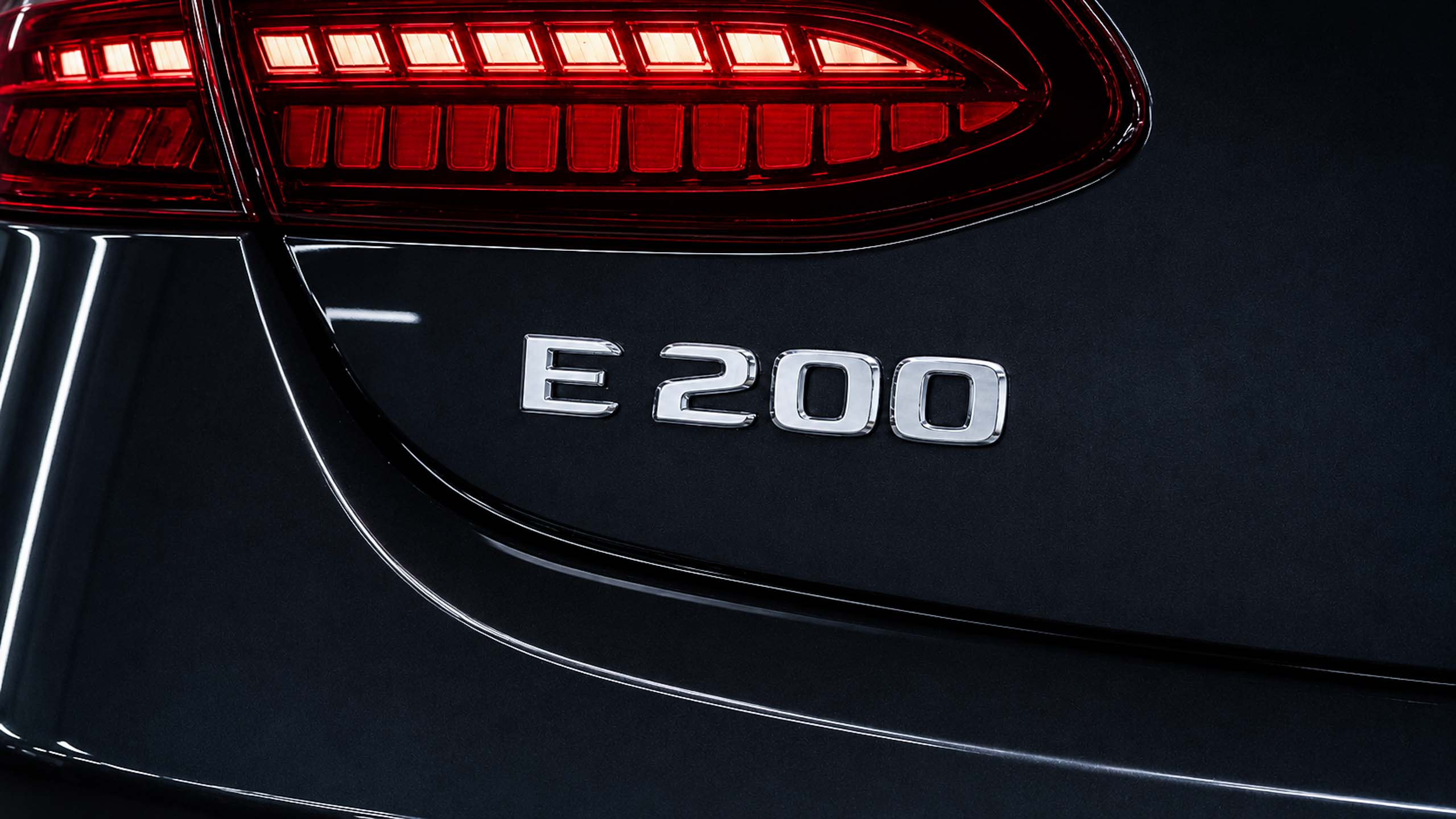 ТО-В Mercedes E Coupe C238 шильдик модели