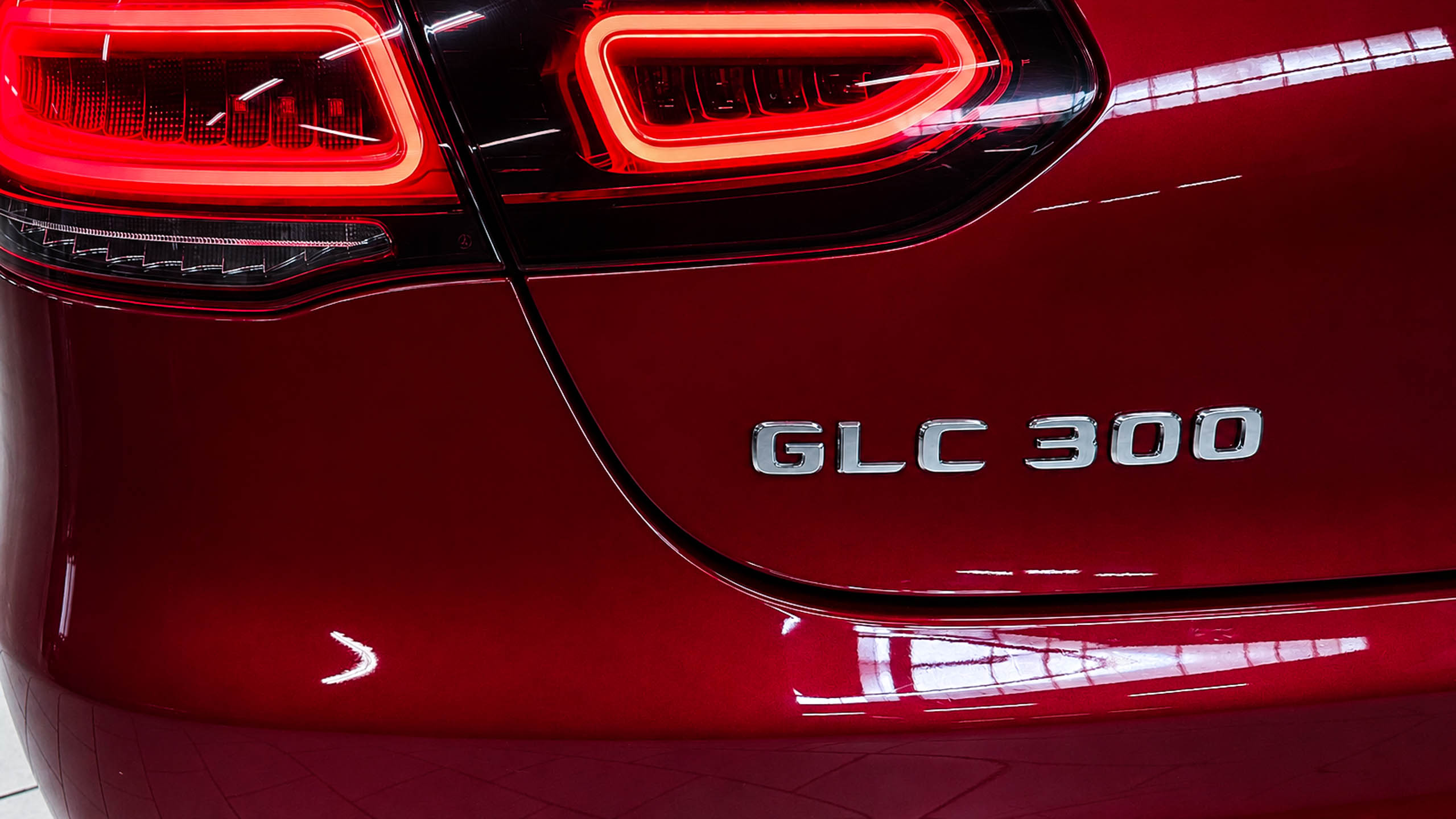 Mercedes GLC-coupe 300 4MATIC C253 шильдик модели