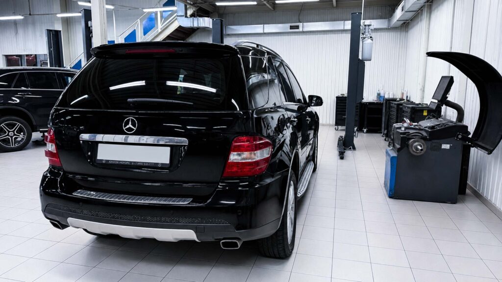 ML 350d W164 на замене подшипника ступицы в Юнион Моторс