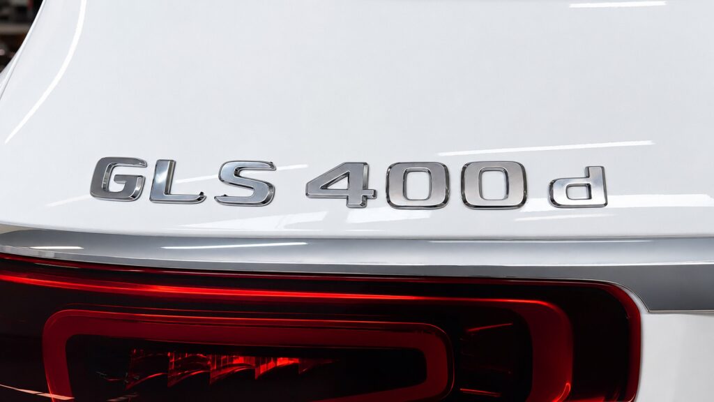Mercedes GLS 400d X167 шильдик модели