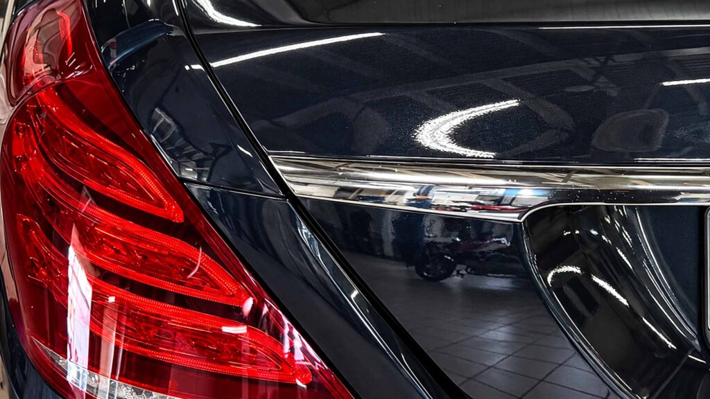 S 500 W222 шильдик модели