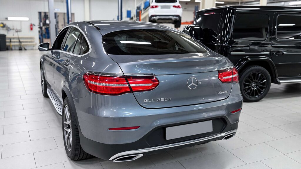 Замена передних тормозных дисков и колодок Mercedes GLC 250d 4MATIC C253