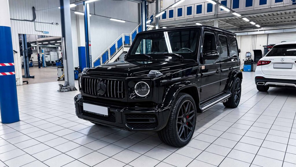 Mercedes G 63 AMG W463 M177 2020 года с пробегом 106 927 км: Mercedes G 63 AMG W463 приехал на плановое ТО-B в Юнион Моторс Коломенская